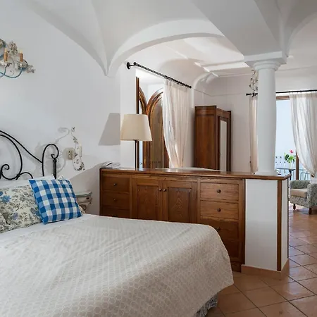In Nocelle With Amalfi Coast Views Apartment
